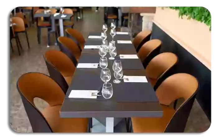 Le restaurant - Les Platanes - Restaurant Crêches-sur-Saône - restaurant Crèches-sur-Saône