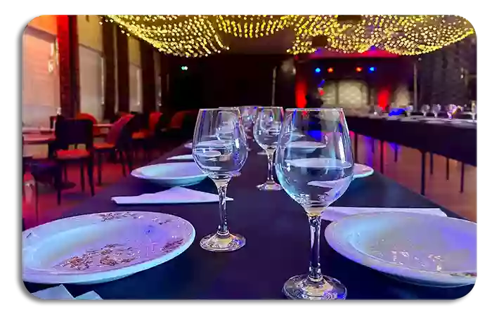Le restaurant - Les Platanes - Restaurant Crêches-sur-Saône - Restaurant Chânes
